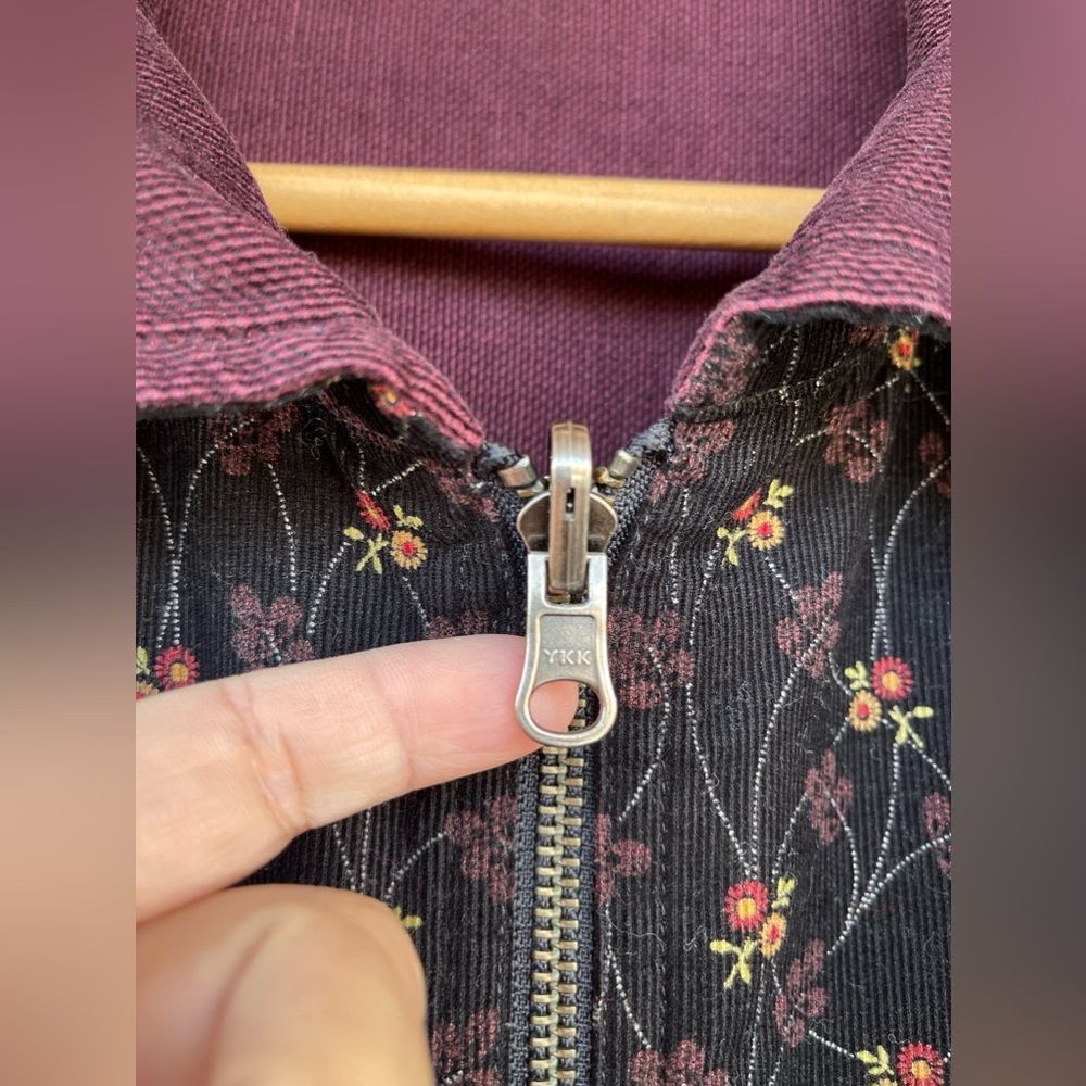 Flax Black Quilted Floral Reversable Jacket with Burgundy Collar and Trim - Picture 6 of 9